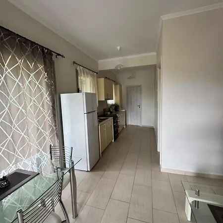 Apartament Av Áyios Nikítas