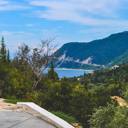 Av * Agios Nikitas